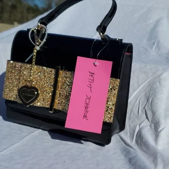 🎄NWT OH MY BOY BETSEY JOHNSON CROSSBODY🎄 - Picture 3 of 10